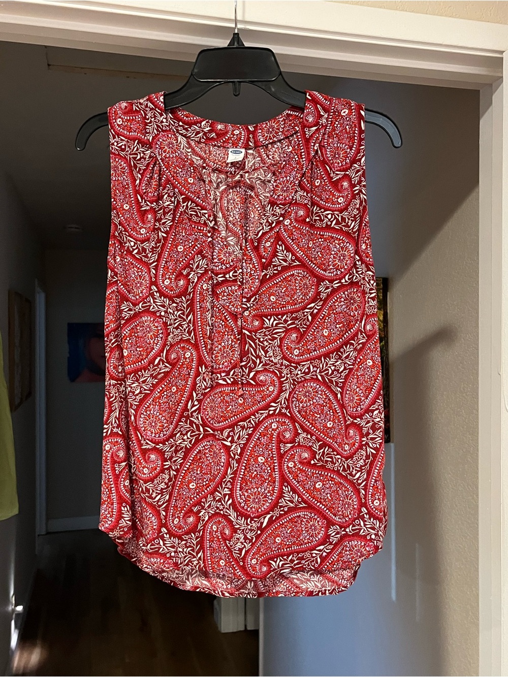 Old Navy Red Paisley Sleeveless Tie-Neck Tank